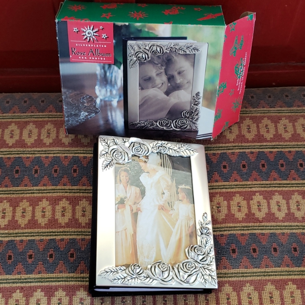 Vintage Roses Photo Album. Flowers. Silverplated - Picture 14 of 14